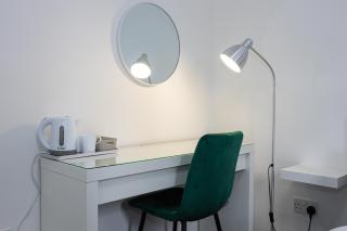 The Kent- Luxury Rooms - 3
