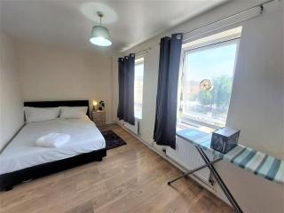 London Zone 2, Spacious 3 Bedroom House - Londra - 5