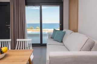 Apollonian Luxury Suites - Loutrá Elevtherón - 2