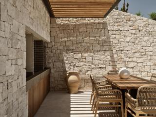 Esthesis Beachfront Villas, with Heated Pool, By ThinkVilla - Alykes - 6