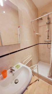 Apt avec extérieur, proche médiathèque - Sète - 6