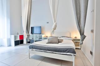 Salerno Bright & Comfortable Studio - Salerno - 7
