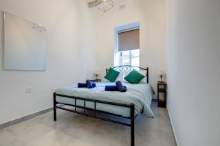 Stylish 1BR Studio Apt in Gzira - Sliema - 4