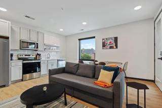 CozySuites on Mass with garage parking #2 - Indianapolis - 7