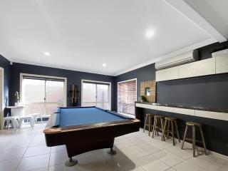 Family Entertainer with Pool - Luxury Holiday House in Lennox Head - Lennox Head - 4