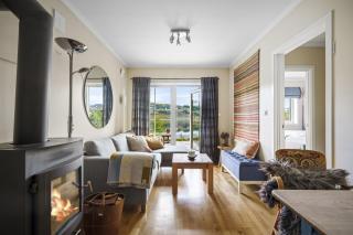 Cozy modern apartment - Very central at Sinnes - 3