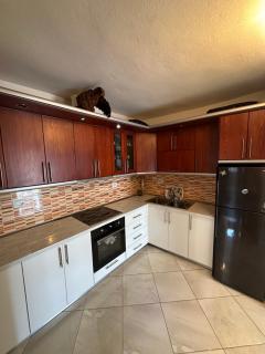 Vila Hino - Saranda - 2