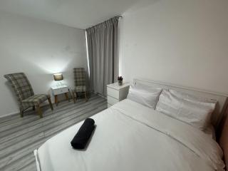TOTTENHAM VELVET Suites - 6