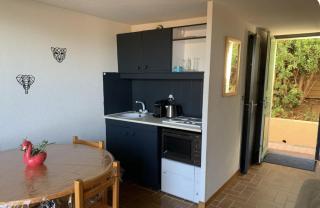 Petite maison dans résidence avec piscine - Cogolin - 3