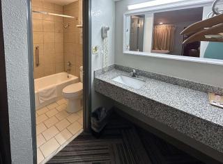 Motel 6 Ada OK - Ada - 4
