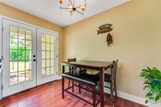 Flippin Haven- Spacious & Cozy Retreat home - Flippin - 2