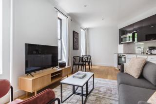 Blueground UES wd near school hospital NYC-1498 - 9