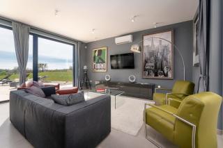 Villa Corolan by Briskva - 1