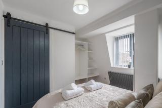 Crown Street Apartments - 6