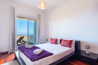 GuestReady - Spacious stay with sea views - Caniço - 3