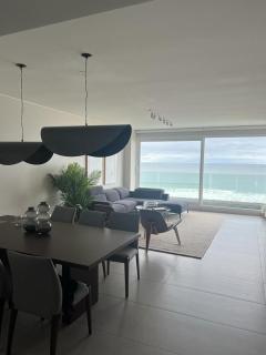 Departamento de lujo con vista al mar frente playa brava Punta Del Este Torre Le Parc lll - Punta del Este - 9