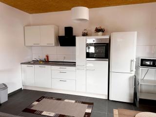 Spacious apartment near Hanau - Ronneburg - 8