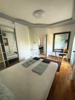 RoseHill Garden Family Villa with a Great Budapest View - 7