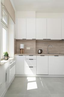 Komfortowe i Przytulne Studio Blisko Parku Wrocław by Noclegi Renters - Wrocław - 1