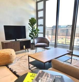 1008 The Median, Rosebank - Johannesburg - 0