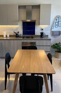 1008 The Median, Rosebank - Johannesburg - 3
