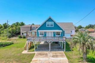 Nearby Beach l Friends & Family l Pet-Friendly - 0