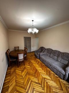 Avchieva's apt on Sundukyan Street - 3