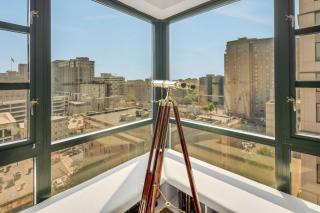 Penthouse Perfection with Unmatched Skyline Views - 1