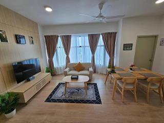 Mutiara Melaka Beach Resort by ZH - Tangga Batu - 5