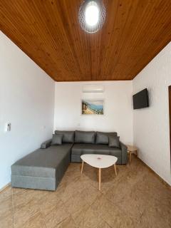 White House Dami - Saranda - 9