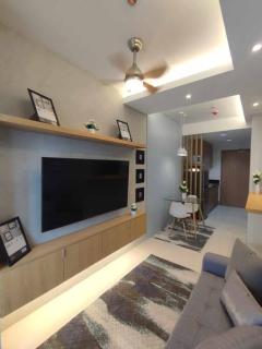 Shore 3 Residences - Manila - 8