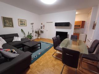 City Center Apartment Gustin - 8