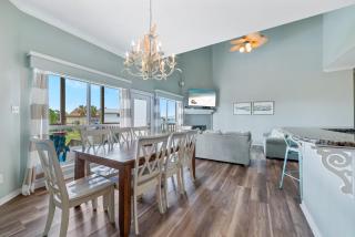 Lagoon Luxury - 8