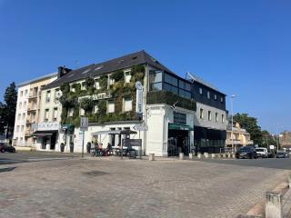 Brit Hotel L'Arrivée Guingamp - Guingamp - 9