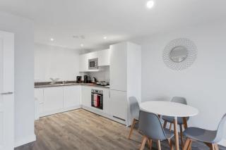 Stunning 2 Bed Apartment in Birmingham Centre - Birmingham - 0
