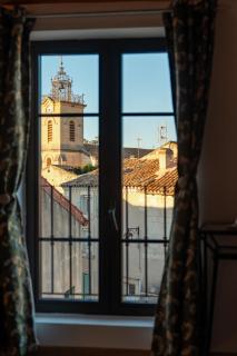 Les Greniers Du Château - Domazan - 3