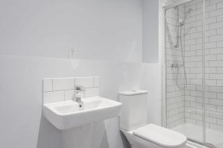 Stunning 2 Bed Apartment in Birmingham Centre - Birmingham - 5