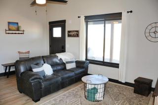 Hot Tub & Panoramic Views Bear Butte &Buffalo Chip - Sturgis - 4