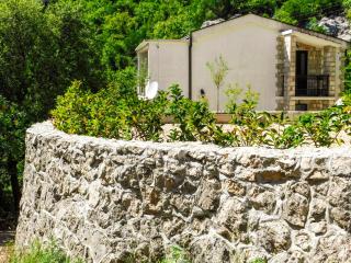 Cozy Karuč Home - Cetinje - 9