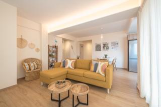Majestic Penthouse w Acropolis View - 8
