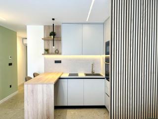 MARTHINIS Luxury Suites - 2