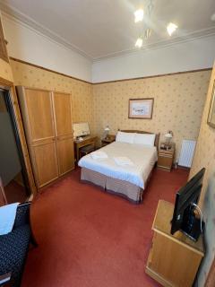 Butlers Guest House - 7