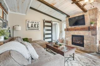 Tranquil Lakefront Cabin Fire Pit, Grill and Patio - 7