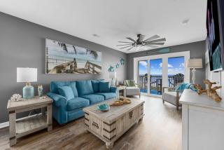 Oceanfront Near Main St - Pool - Totally Beachin - Myrtle Beach - 0