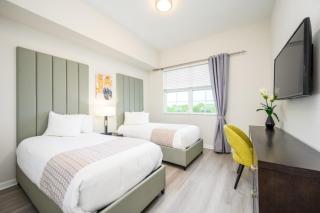 Brand New Modern Vista Cay Reserve Condo - 5003 - 1