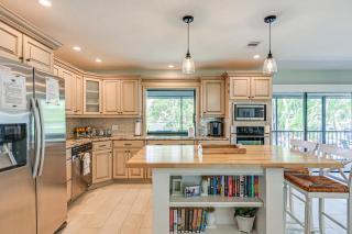 Marco Island Family Home: Pool, Lanai, Backyard! - 3