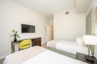Epic Universe New Modern Vista Cay Reserve Condo - 5005 - Orlando - 1