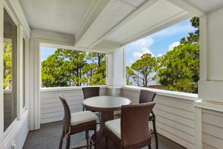 Cozy Bayside Retreat at Lasata , Stunning Panoramic Views ,Steps away from Baytowne Wharf, 3 Bedrooms 3 full baths !! - Destin - 6