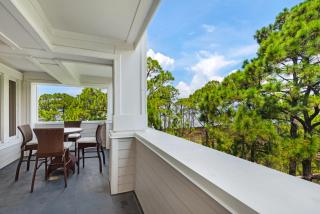 Cozy Bayside Retreat at Lasata , Stunning Panoramic Views ,Steps away from Baytowne Wharf, 3 Bedrooms 3 full baths !! - Destin - 5