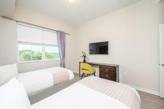 Epic Universe New Modern Vista Cay Reserve Condo - 5007 - 2